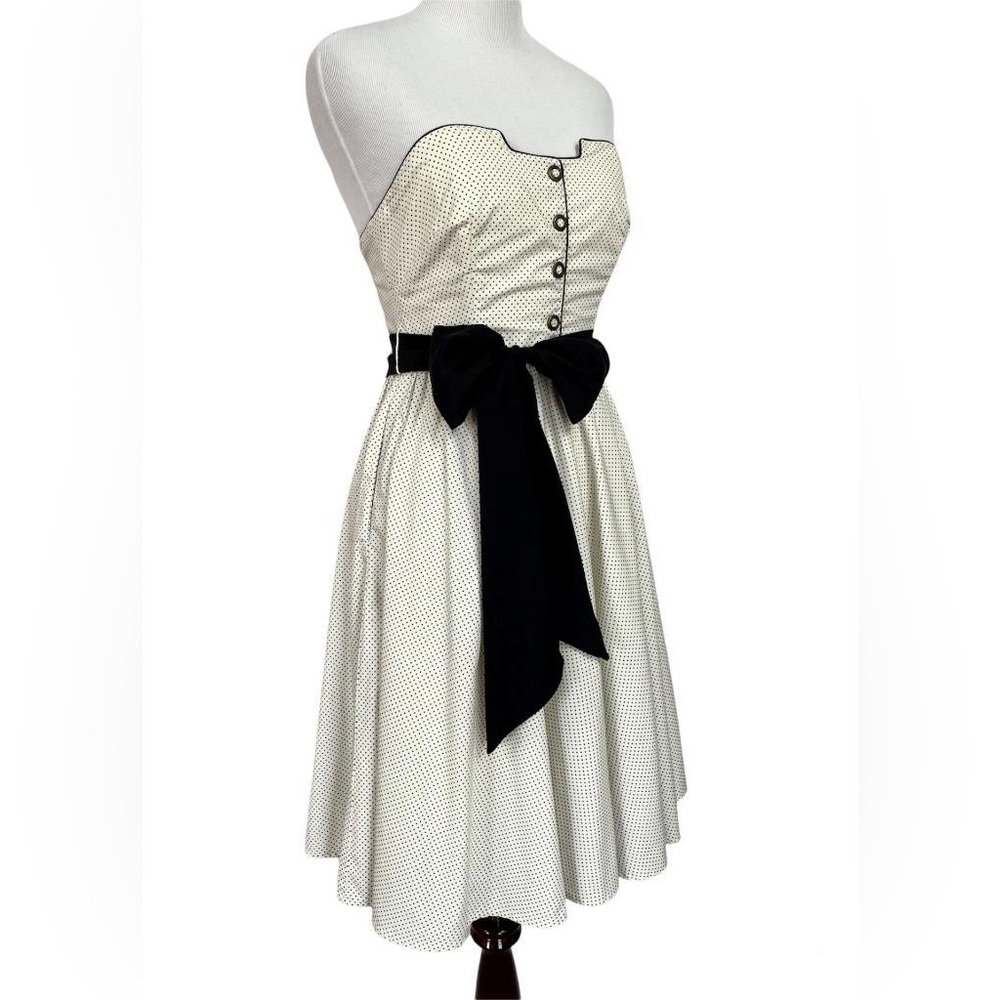 Anthropologie | Girls from Savoy | strapless polka dot dress | 6